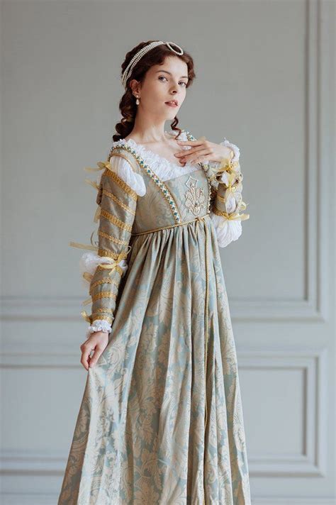 Renaissance Lucrezia Borgia S Woman Dress Set 15th 16th Century Historisches Kleid