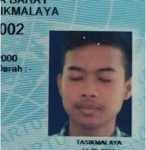 Check spelling or type a new query. 13 Foto KTP Gagal Ini Bikin Malu Seumur Hidup, Ngakak Banget