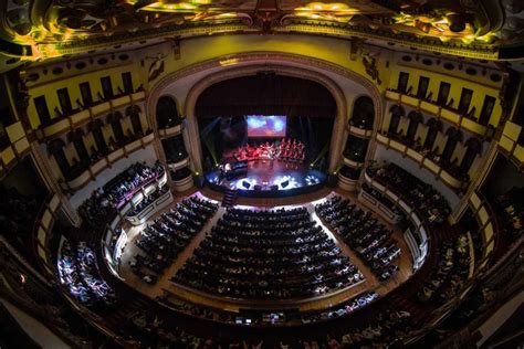 Los Teatros De La Cdmx Podrán Levantar El Telón Hasta Con 40 De Aforo