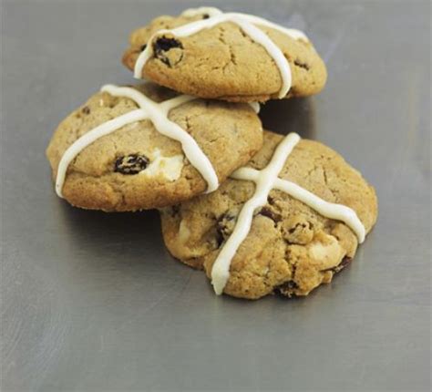 Hot cross cookies | Recipe (With images) | Cross cookies ...