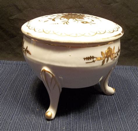 Vintage Ceramic Porcelain Ucagco Footed Trinket Box Made In Japan