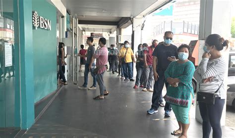Bayaran bpn 2.0 fasa pertama sebanyak rm350 akan terus dimasukkan ke dalam akaun bank pada 26 oktober 2020. Busy day at bank as dozens come to check BPN payouts ...