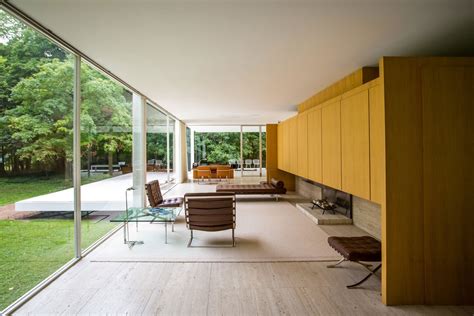 Farnsworth House By Mies Van Der Rohe The Iconic Glass House