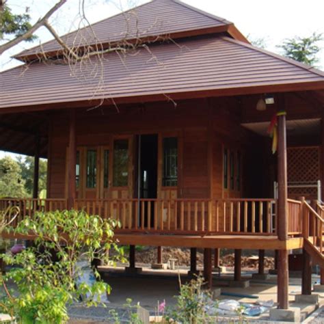Inspirasi 6 model platform kayu pada teras rumah minimalis. Desain Rumah Kayu Modern Yang Antik