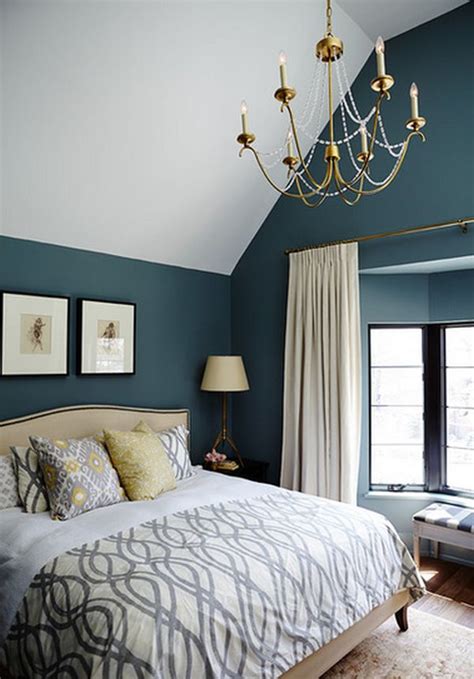 A white ceiling also offsets intense wall color: Difference between wall paint and ceiling paint