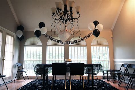 Prepare for a procession worthy of the pumpkin king! Nightmare Before Christmas room set-up | Christmas room ...