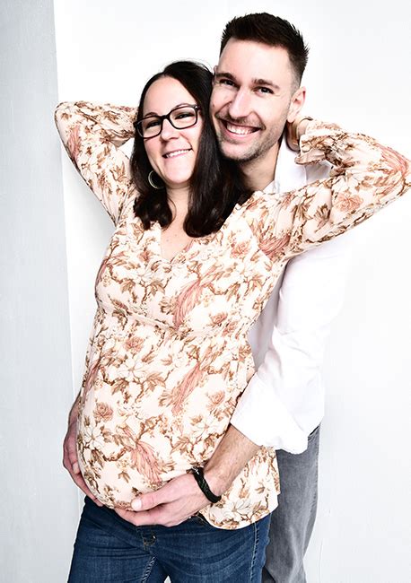 © imago images/photopress ja, ich bin im siebten monat schwanger, erklärt knappik. Sarah und Markus beim Schwangerschaftsfotoshooting