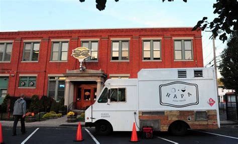 These guys are setting the bar high for a food truck. Food trucks bite Stamford businesses