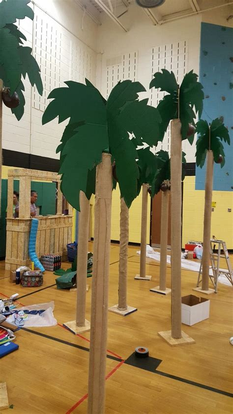 Palm Trees Made Of Carpet Tubes And Cardboard Leaves Tree Props