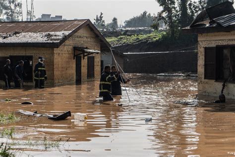 Alert Out For Ethiopias Capital After Flash Flood Deaths Middle East