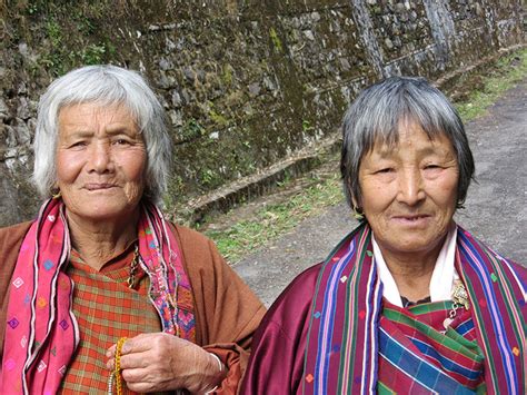 Five institutions working for sustainable solutions that reduce poverty and build shared prosperity in developing countries. Bhutan: Mit dem Fahrrad im Land des Donnerdrachen