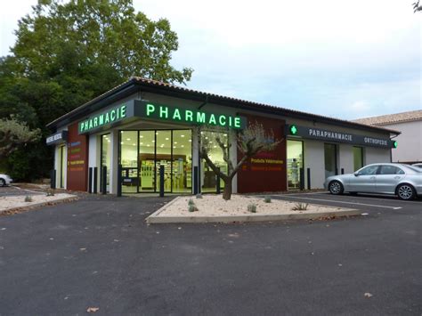 Lētākās izmitināšanas iespējas ir tikai pie mums. Enseignes de pharmacie