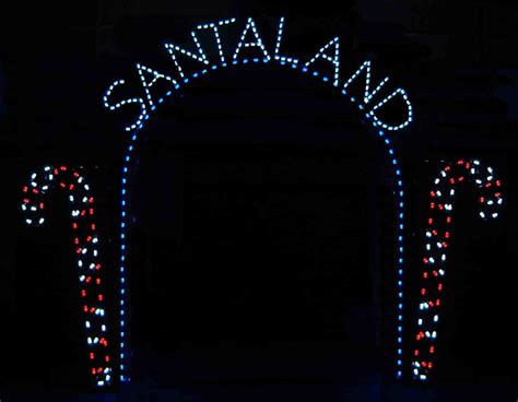 Santaland Arch With Candy Canes Creative Displays