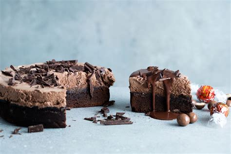 A simple, moist, layered chocolate cake, filled with dark chocolate mousse this easy chocolate mousse recipe does not use eggs, like some recipes, and will last in the this chocolate mousse cake has three parts: Chocolate mousse brownie cake | Woolworths TASTE