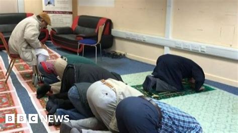 Cardiff Ahmadiyya Muslims Claim They Are Shunned Bbc News