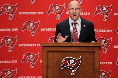 The glazer family thought a good dt would suffice, so they acquired hovan from minnesota, who is nothing more than a good starter. Is the Glazer Family the Biggest Problem With the Tampa ...