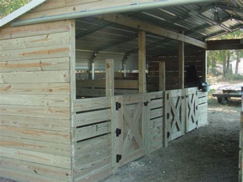 3 dig holes for posts plan on at least four posts, one at each corner. Inexpensive mini horse shelters/barns | EASY DIY and CRAFTS