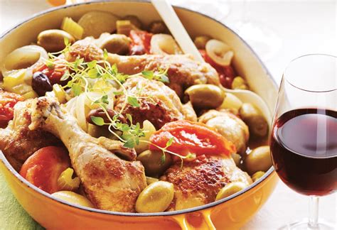 Mijoté de poulet au vin blanc et aux olives