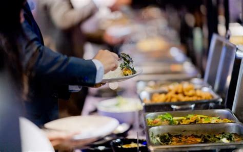 Formal Meal Or Buffet What To Choose For Your Wedding Brindas