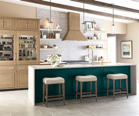 More than 706 diamond kitchen cabinets at pleasant prices up to 24 usd fast and free worldwide shipping! What's Trending: 2021 Kitchen Design Trends - E.W. Kitchens