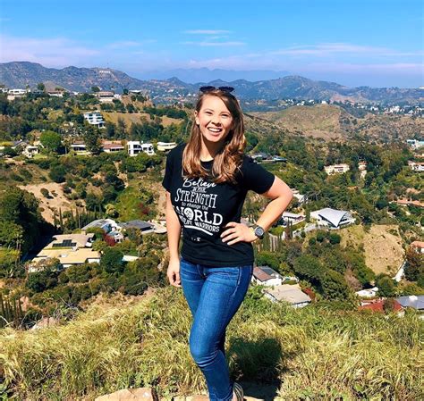 Irwin took to instagram to share the last family photo taken before her father's death. Bindi Irwin Instagram - Bindi Irwin Would Be Mortified By ...