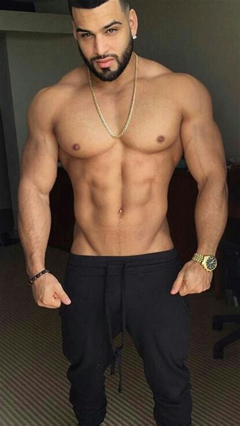 The Best Instagram Accounts That Will Actually Inspire You To Hit The Gym Men S Fitness