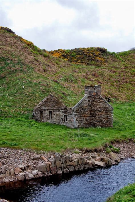 Ruined Cottage At Latheronwheel Camping Scotland Scotland Beautiful