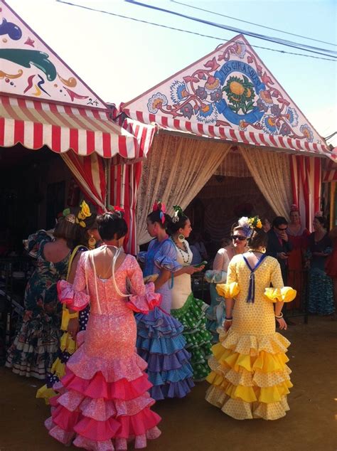 La Feria De Abril El Rocío Y El Carnaval De Cádiz Entre Las Diez