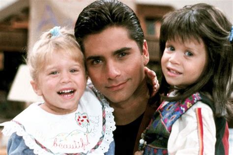 Full House John Stamos Shares Video Of Olsen Twins Behind The Scenes