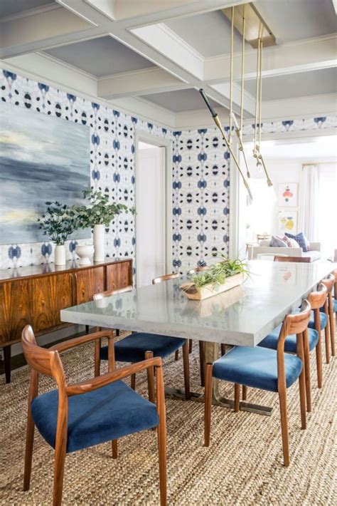 Eye Catching Dining Room Wallpapers That Will Amaze You