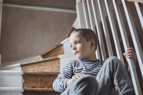 The Signs Of Child Neglect We Should All Be Looking Out For