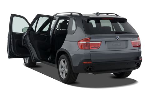 Select the bmw crossover you are interested in and learn more. 2010 BMW X5 xDrive35d - BMW Luxury Crossover SUV Review - Automobile Magazine