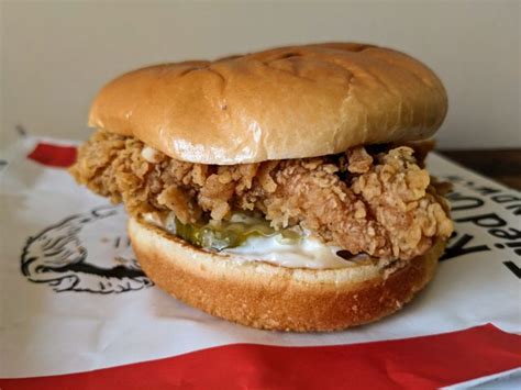 Review Kfc Classic Chicken Sandwich