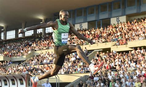 He is the 2012 world junior champion and the 2013 world championship silver medalist. Triplo saltador Pedro Pablo Pichardo naturalizado português