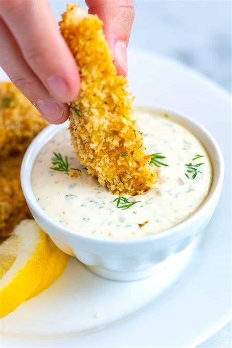Why buy tartar sauce when homemade is so easy and so much more delicious? How to Make the Best Tartar Sauce