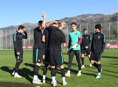 (+351) 21 79 576 70 email: Clube Desportivo Nacional Seleção Portuguesa de Sub 21 ...
