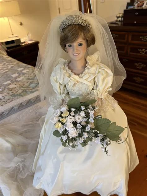 Princess Diana Doll Danbury Mint Porcelain Wedding Bride New Beautiful