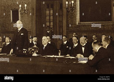 League Of Nations Foundation Meeting In Paris In June 1919 Stock Photo