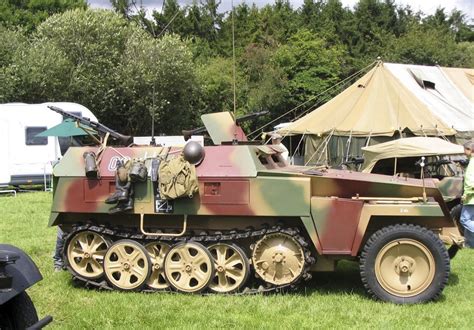 Sdkfz 250 軽装甲ハーフトラック ネットマケット