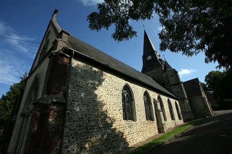 Eglise Sainte Croix Cormeilles Normandië Toerisme