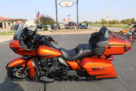 New 2020 Harley Davidson Road Glide® Limited Motorcycles In Carroll Ia 140 20 Scorched