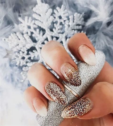 Pin By Cliveposlrd On Nail Ideas In 2020 New Years Eve Nails