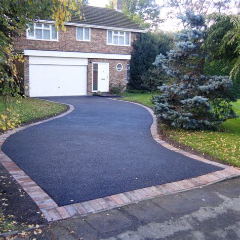 Your brick driveway can become very dirty and oily during normal use. Driveways and Paving Installers - Langshott