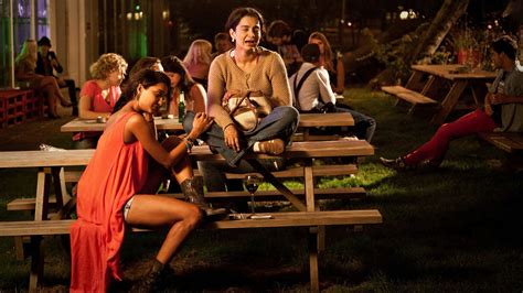 Queen is a story about rani, who is abandoned by her fiance just before the wedding. QUEEN - 2014 HINDI FILM REVIEW - Three Chinguz - Reviews ...