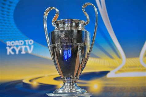 Chelsea Vs Malmö Tickets : Liverpool FC 3 Arsenal 1: Mo Salah stars as