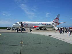 Eghq) is the main commercial airport for cornwall, england, located at mawgan in pydar, 4 nm (7.4 km; St Ives Cornwall - Air Travel