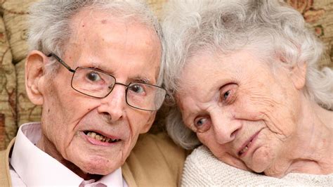 britain s longest married couple still hold hands every day after 80 years mirror online