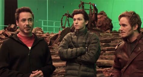 Jackson, as shield boss nick fury, called for help at the end of avengers: Avengers Infinity War: Marvel boss defends Iron Man and ...