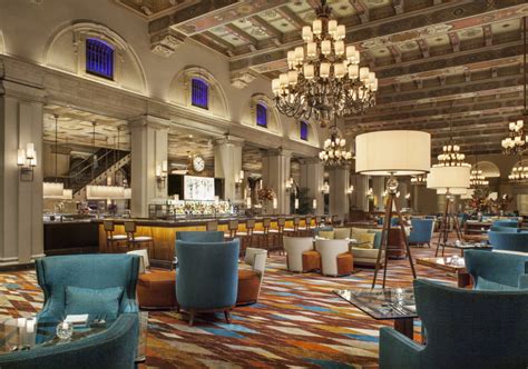 Guests are also offered a complimentary breakfast buffet. The Breakers Palm Beach - HMF Dining - Weitz