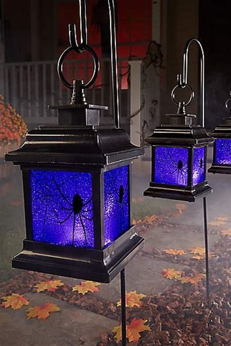 Top 25 Easy And Fun Halloween Decorations For Outdoor Space